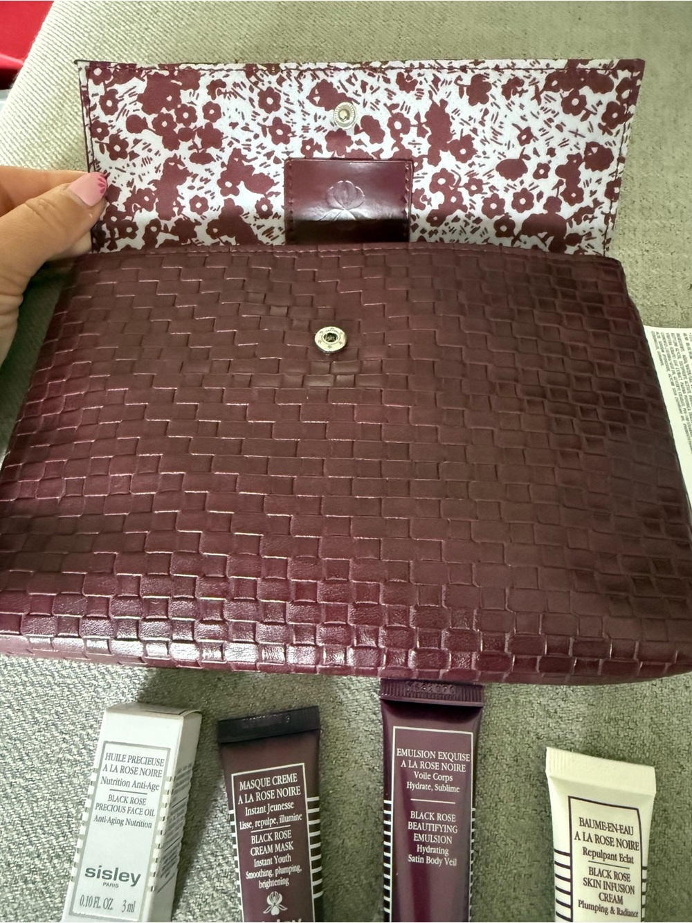 Sisley Woven Plum Cosmetic Clutch with Skincare samples - Picture 5 of 7